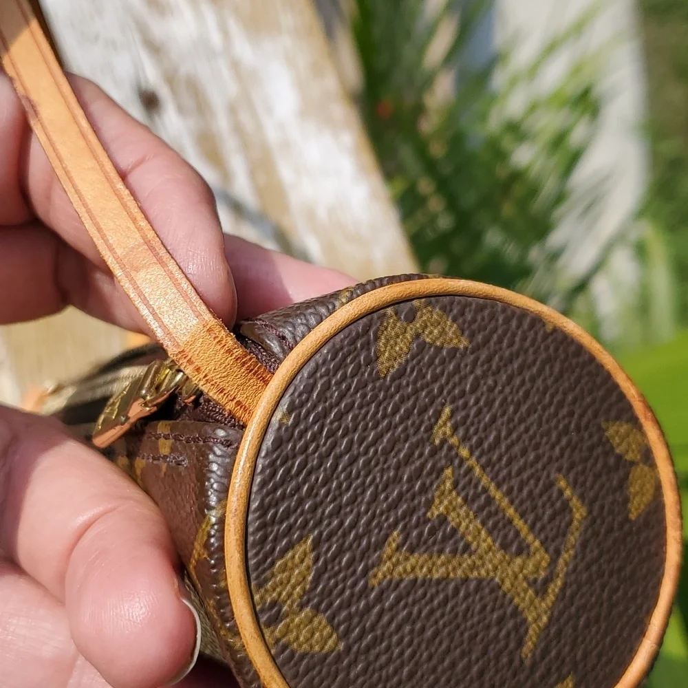 LOUIS VUITTON MONO MINI PAPILLON - Picture 14 of 15